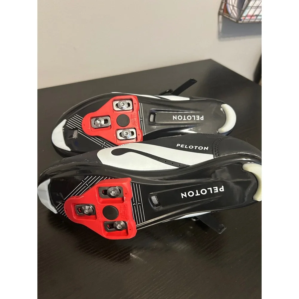 Peloton‎ Cycling Shoes Black Red Women 8 EU 39 with Look Delta Cleats